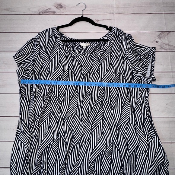 Terra & Sky Swing Dress Size 1X (16W–18W)
Dark Navy & White Office School Church - Picture 7 of 8
